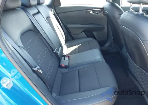 2023 Kia Forte Gt-Line z USA, uszkodzony, nr VIN 3KPF54AD9PE561710